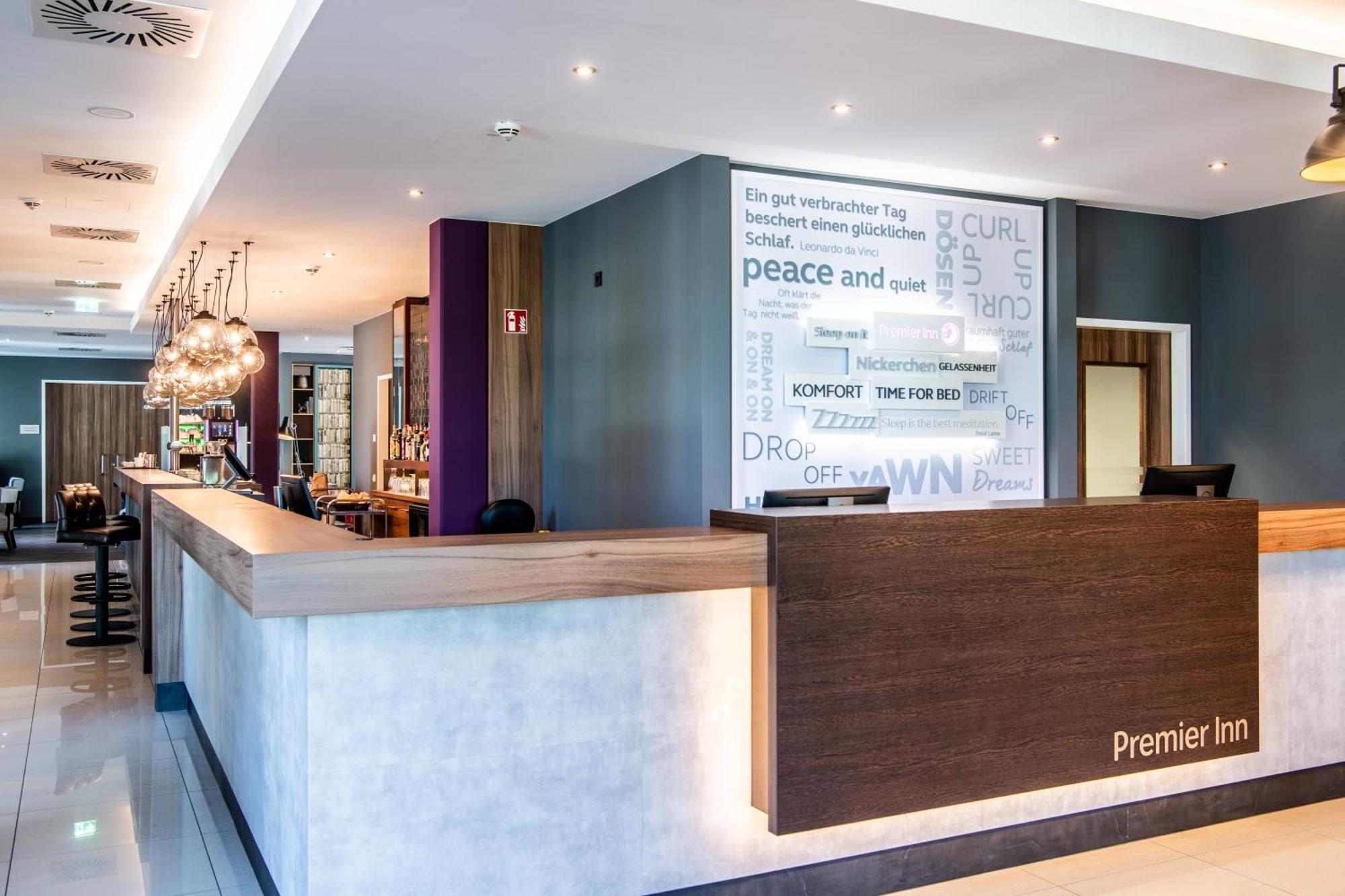 Premier Inn Heidelberg City Centre Eksteriør billede